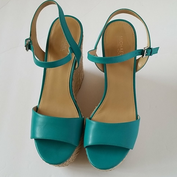 Michael Kors open toe wedges - Picture 9 of 12
